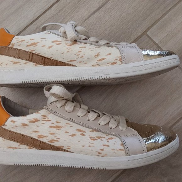 Dolce Vita Multi-color Hair on Hide Sneakers. Size 9.5 - Picture 5 of 6